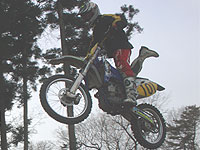 �㋉�҂̃W�����v���ł̓i�b�N�i�b�N���I�I