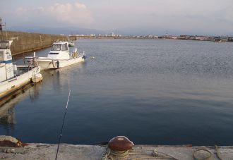 油川漁港
