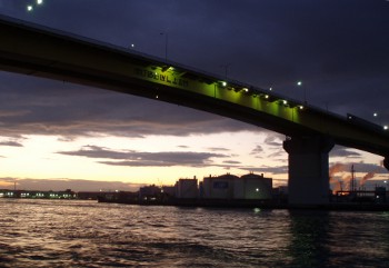 八戸大橋