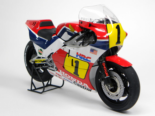 ホンダ レーサー HRC RCB、NR 500 750、NS500、フレディ